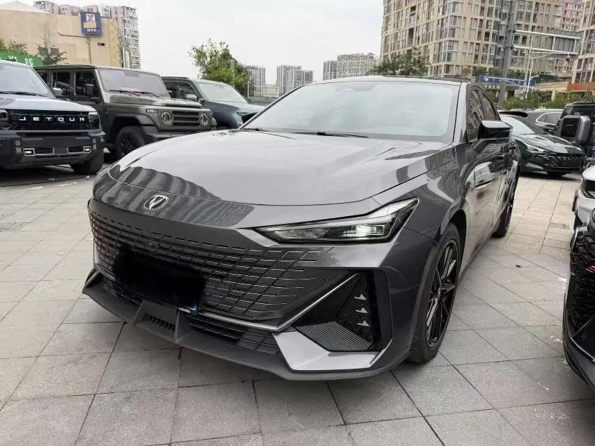 ChangAn 2024 UNI-V 1.5T High Energy Edition Automatic Gear