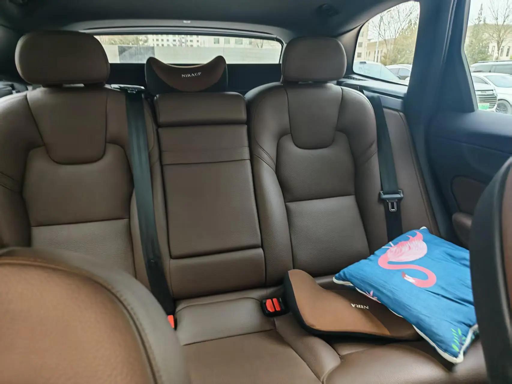 Volvo XC60 2021 T5 4WD Zhiyuan Deluxe Edition 5