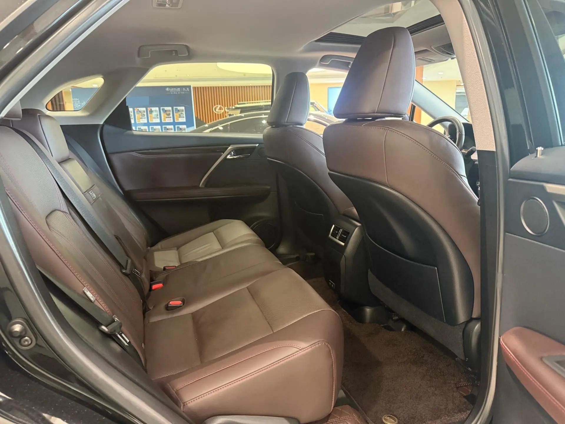Lexus RX 2020 15000.00g Drive Comfort Edition Country V 7