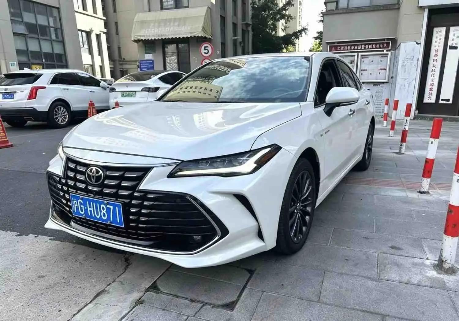 Asian Dragon 2022 2.0L XLE Premium Edition