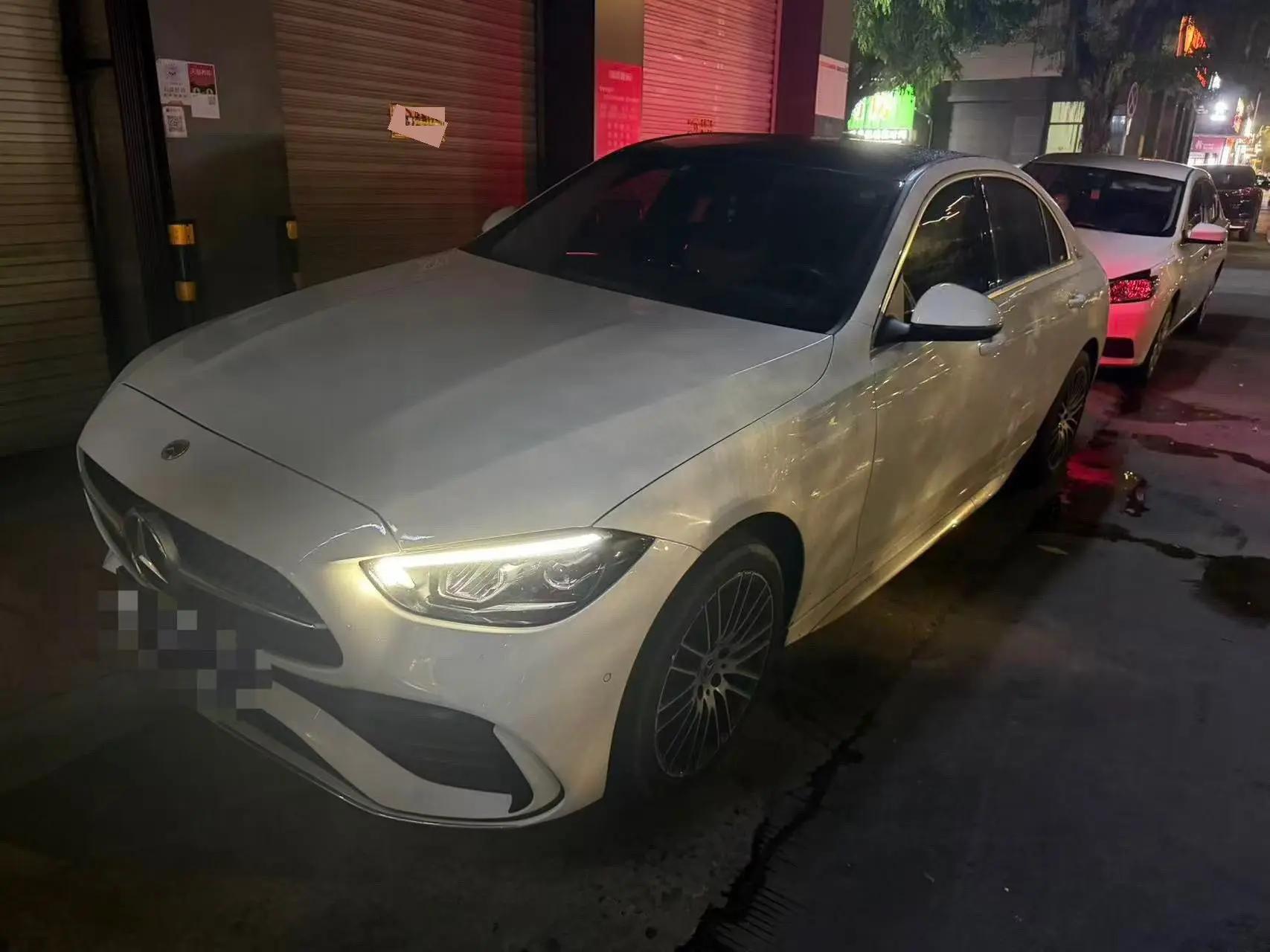 Открыть галерею: Mercedes Benz C- Class 2023 C 260 L 48V 1.5T (facelift) automatic