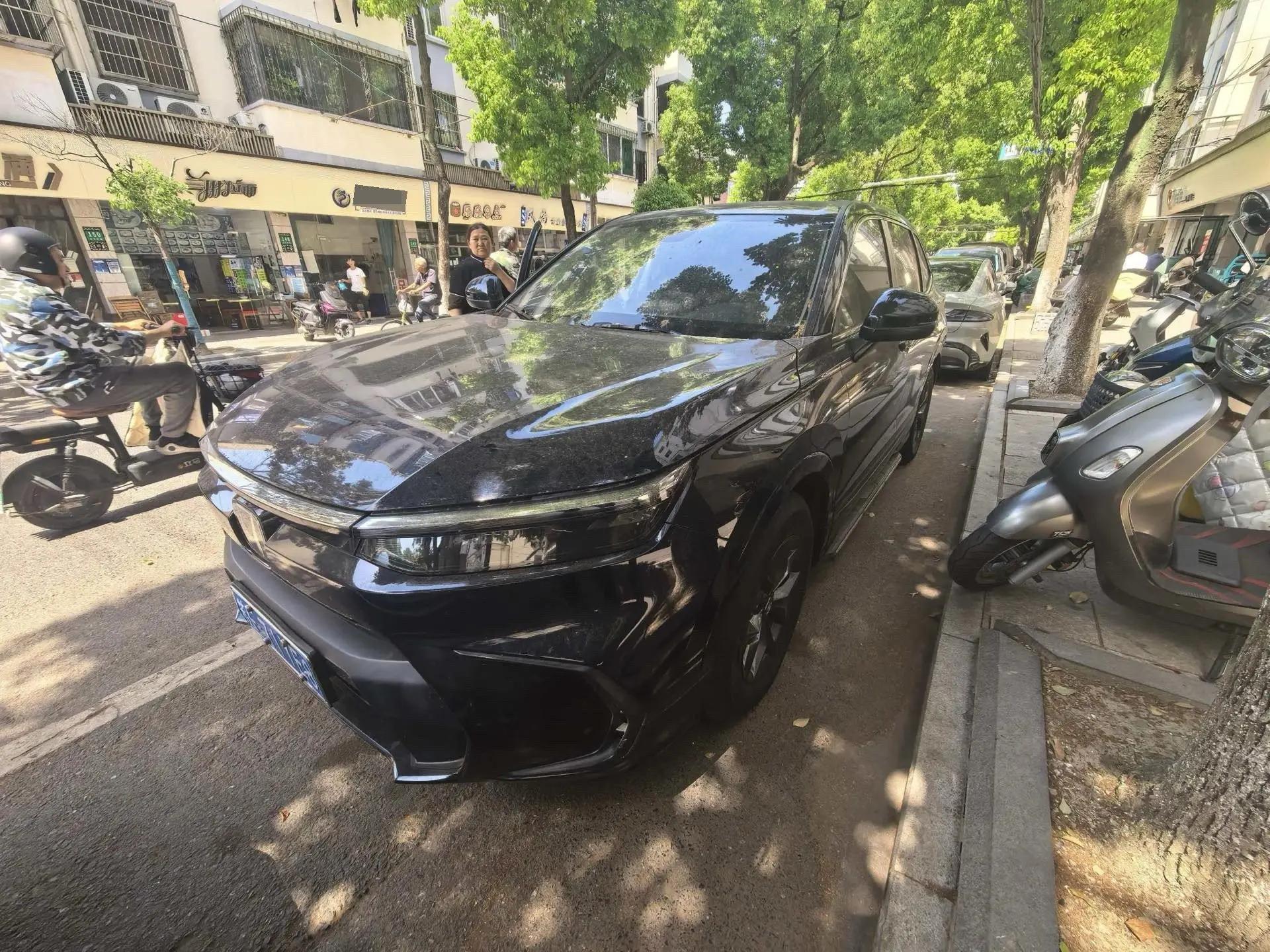 Honda 2023 BREEZE 1.5T CVT 240TURBO Two-Wheel Drive Luxury 5-Seat Automatic