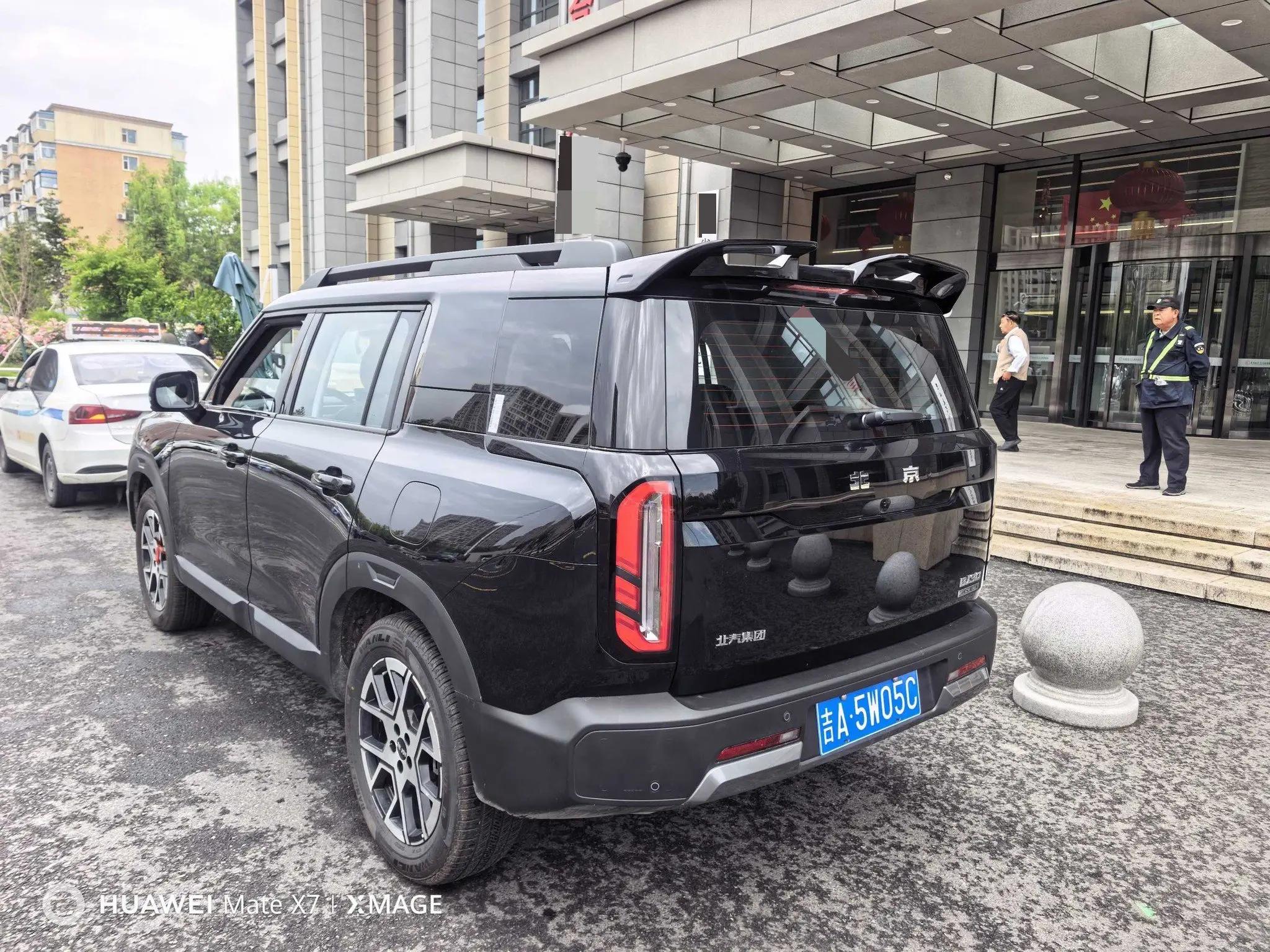 北京 2026款 BJ30 1.5T 旅行家两驱进阶版 自动挡 3