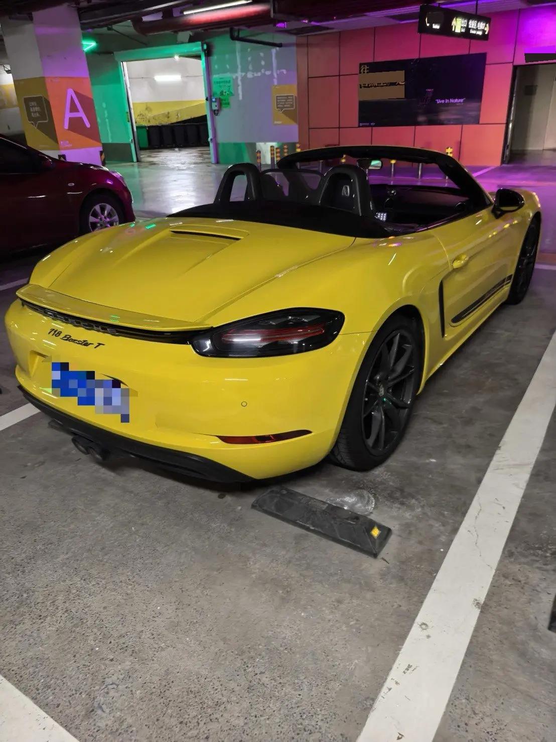 Porsche 718 2019 Boxster T 2.0T