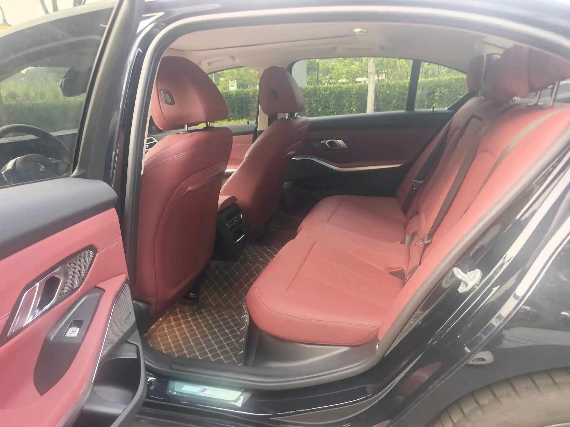 BMW 3 Series 2025 Model 330Li 2.0T M Sport Night Edition Automatic 9