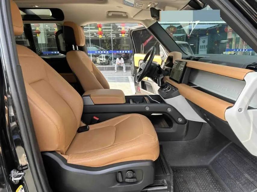Land Rover Guard 2024 90 3.0T P400 HSE 7