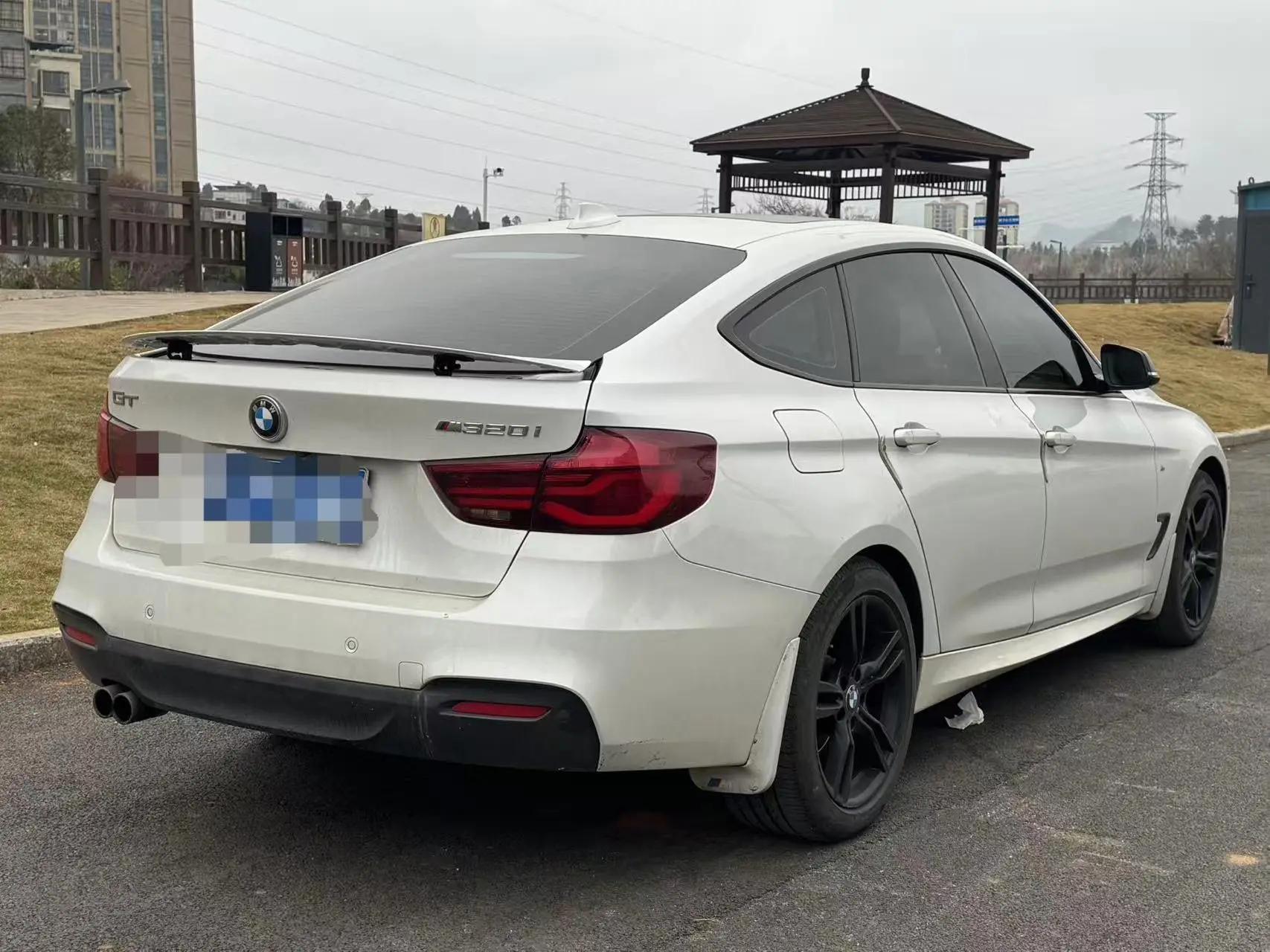 BMW 3 Series GT 2019 320i M Sports Obsidian Night Edition 4