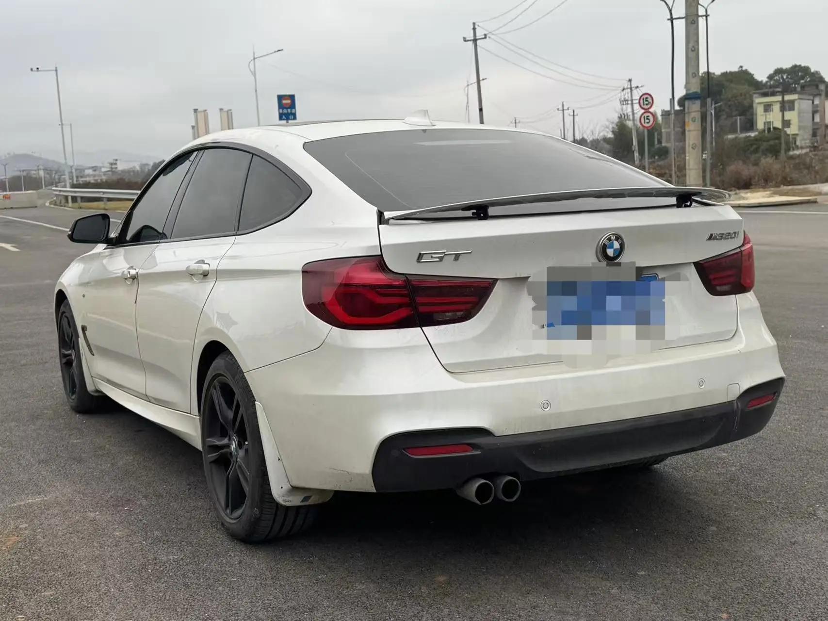 BMW 3 Series GT 2019 320i M Sports Obsidian Night Edition 6