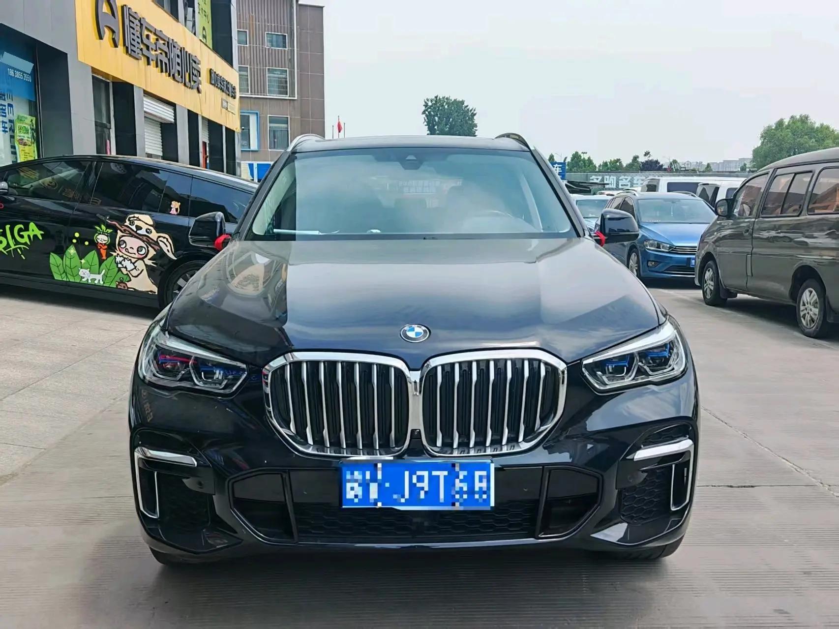 BMW X5 2022 xDrive 30Li exclusive m sports suit 6