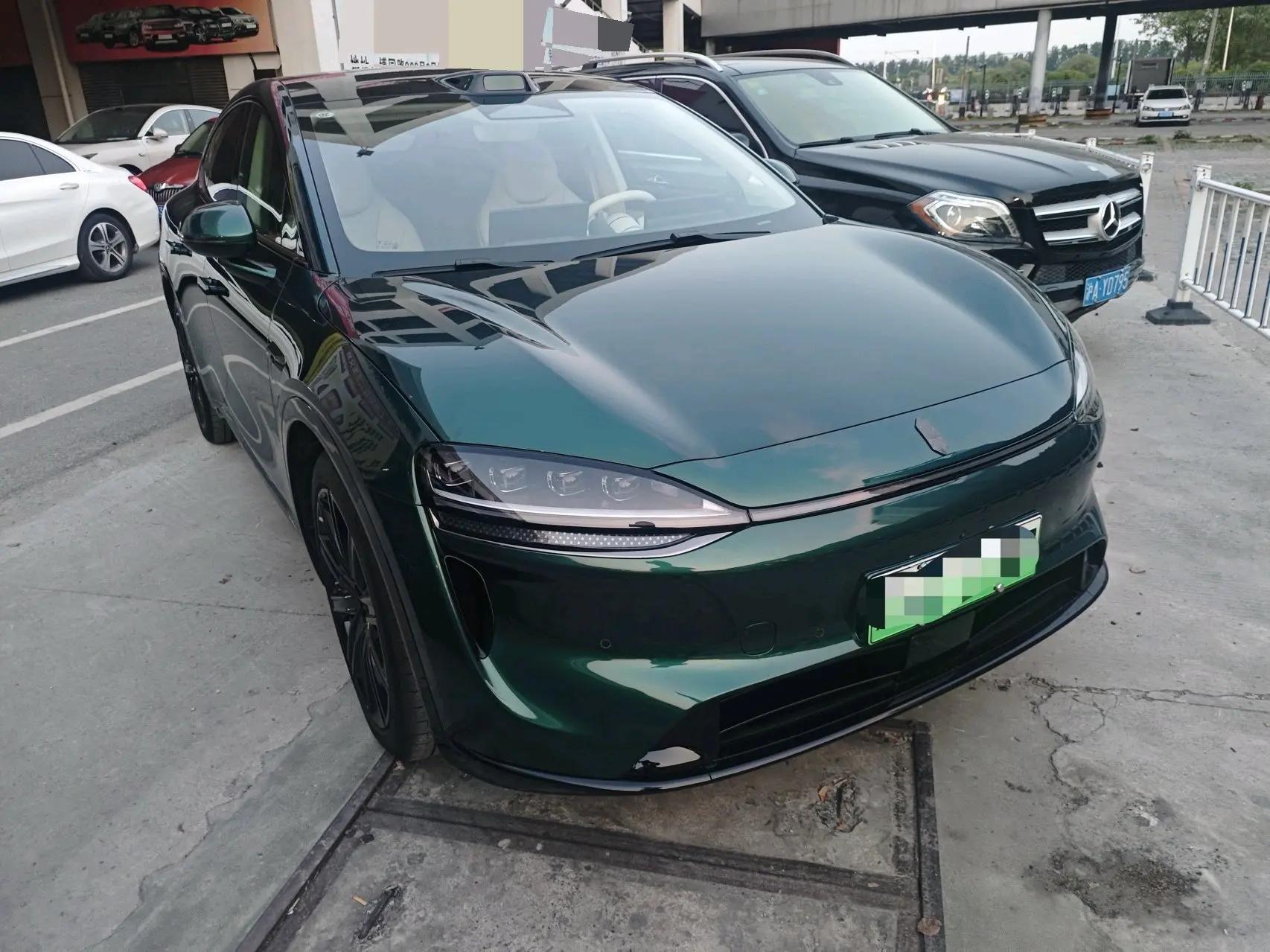 Intellectual 2024 R 7 802km Max Automatic Gear 2