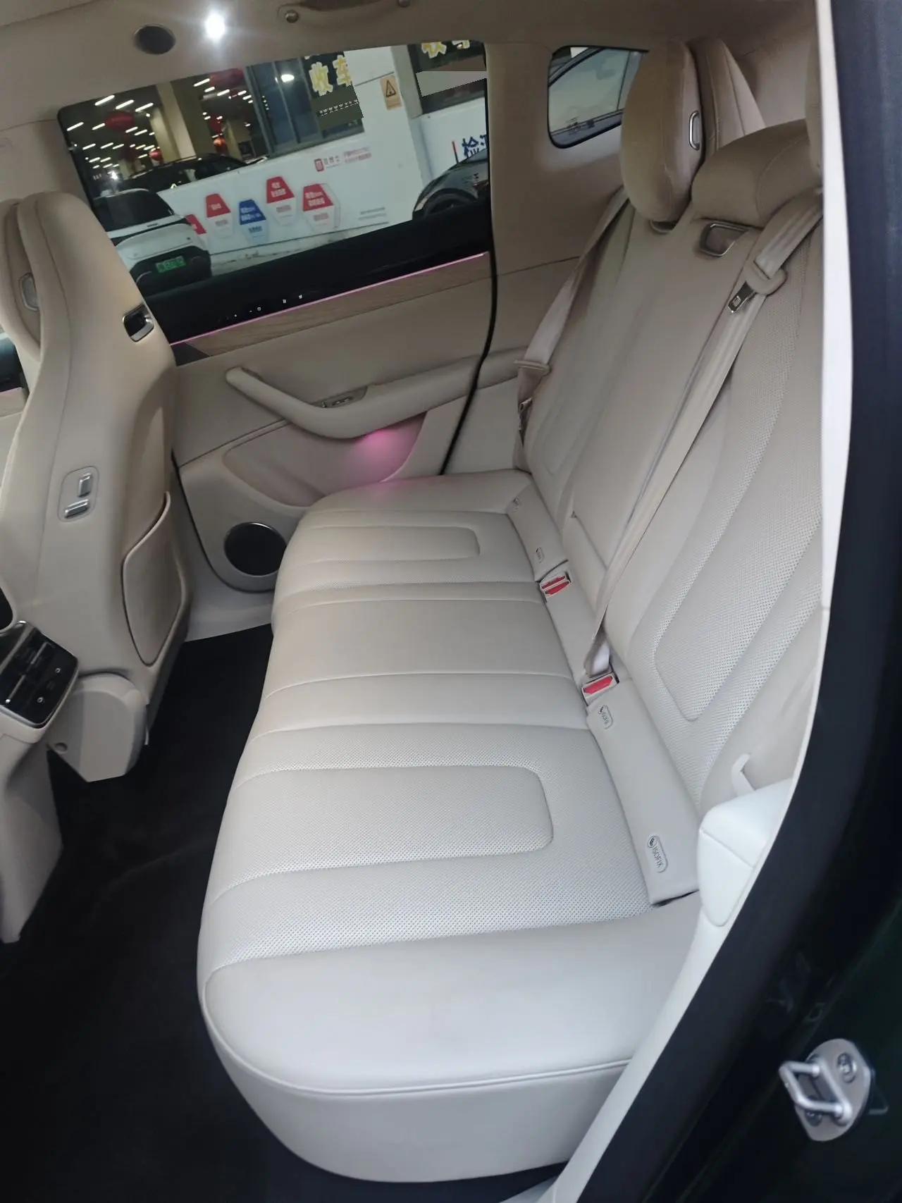 Intellectual 2024 R 7 802km Max Automatic Gear 5