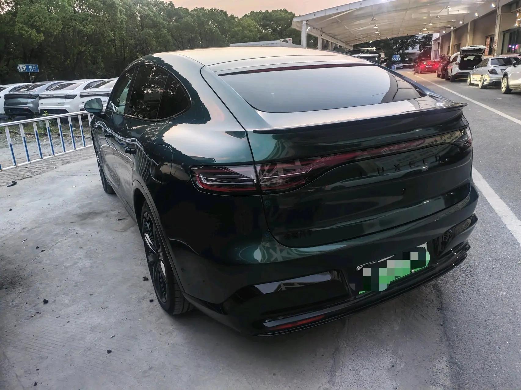 Intellectual 2024 R 7 802km Max Automatic Gear 6