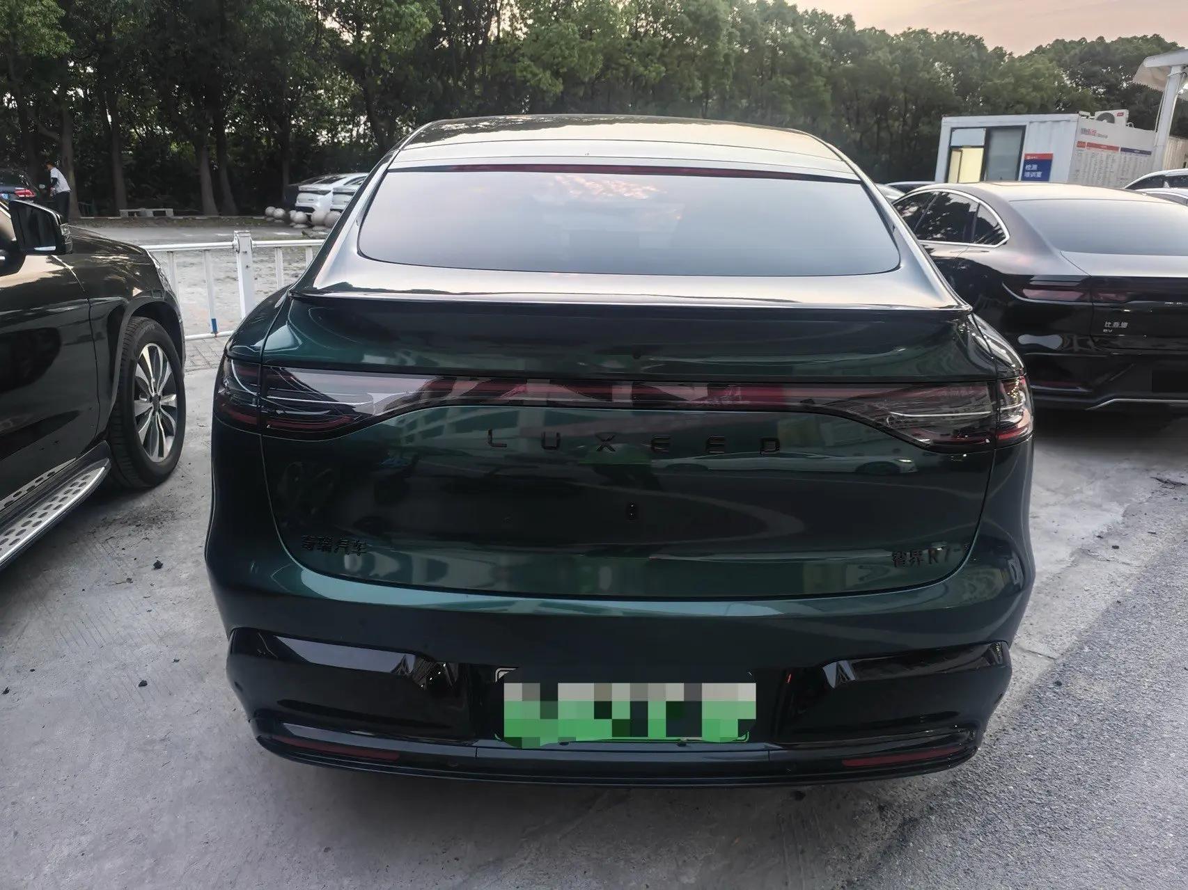 Intellectual 2024 R 7 802km Max Automatic Gear 7