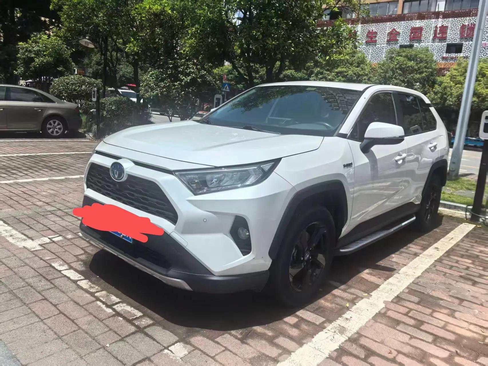 打开图片灯箱:RAV4 RongFang 2021 Dual Engine 2.5L CVT Four-wheel Drive Elite PLUS Edition