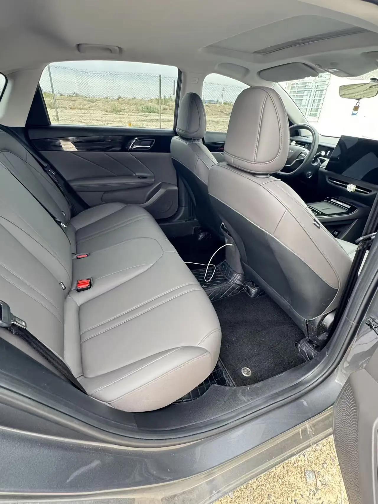 Roewe 2026 i6 1.5 stepless long-term automatic gear 5