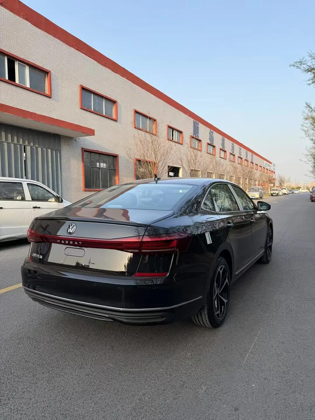 Volkswagen 2025 Passat 2.0TSI 330TSI Outstanding Model Starry Sky Elite Edition Automatic 7