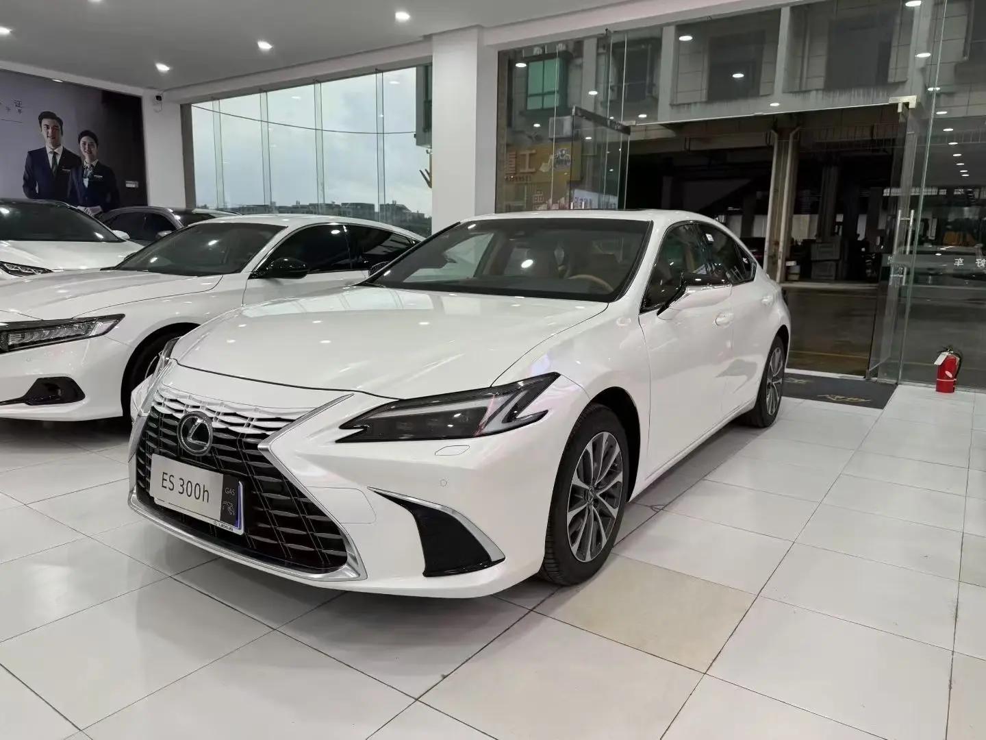 Lexus ES (Imported) 2025 ES300h 2.5 CVT Prestige Edition Automatic