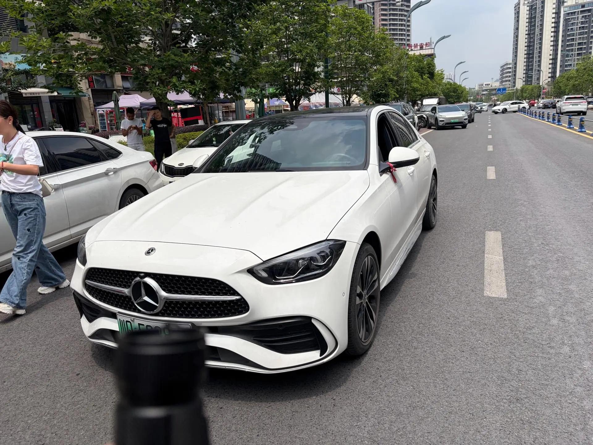 Mercedes Benz Class C 2024 C 350 e L 2.0T (changed) automatic gear