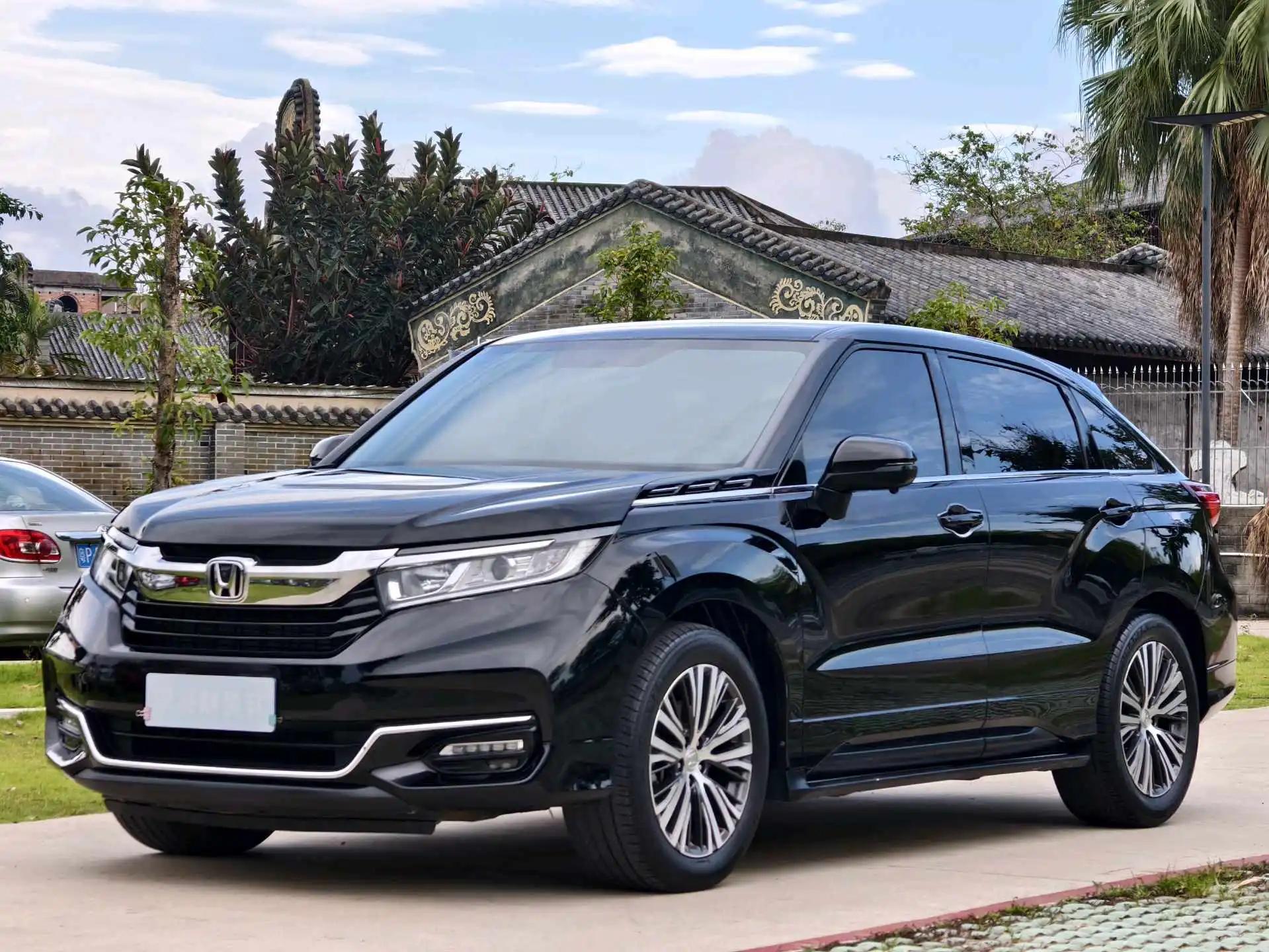 Crown Road 2020 240TURBO Two-Drive Comfortable Edition