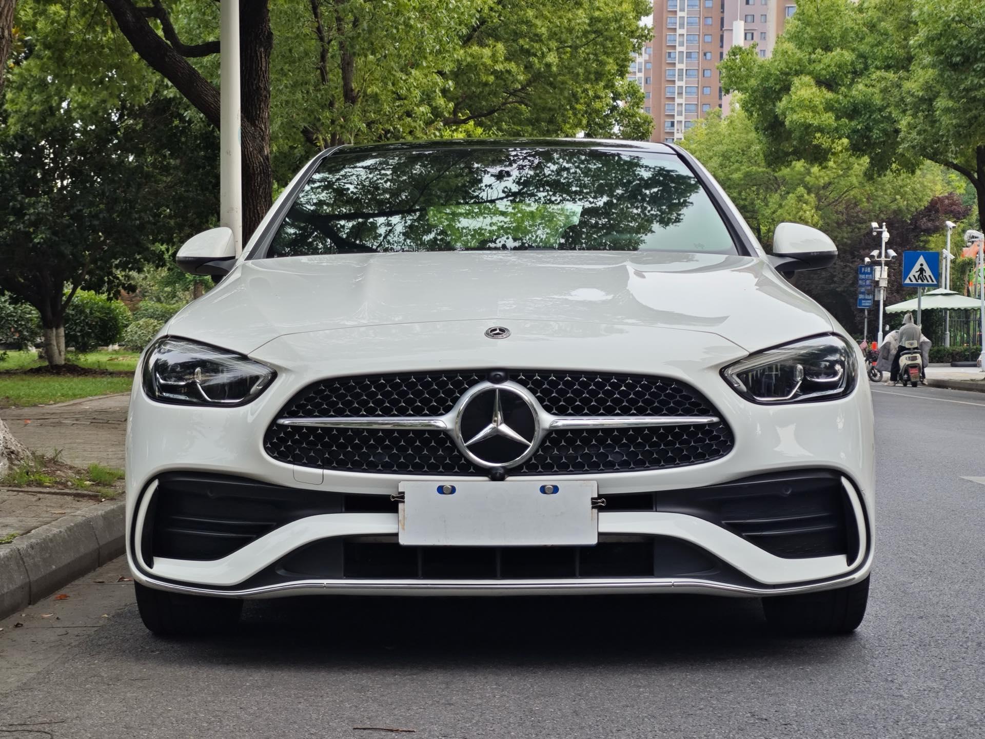 Mercedes Benz Class C 2023 C 260 L Sports Edition 2