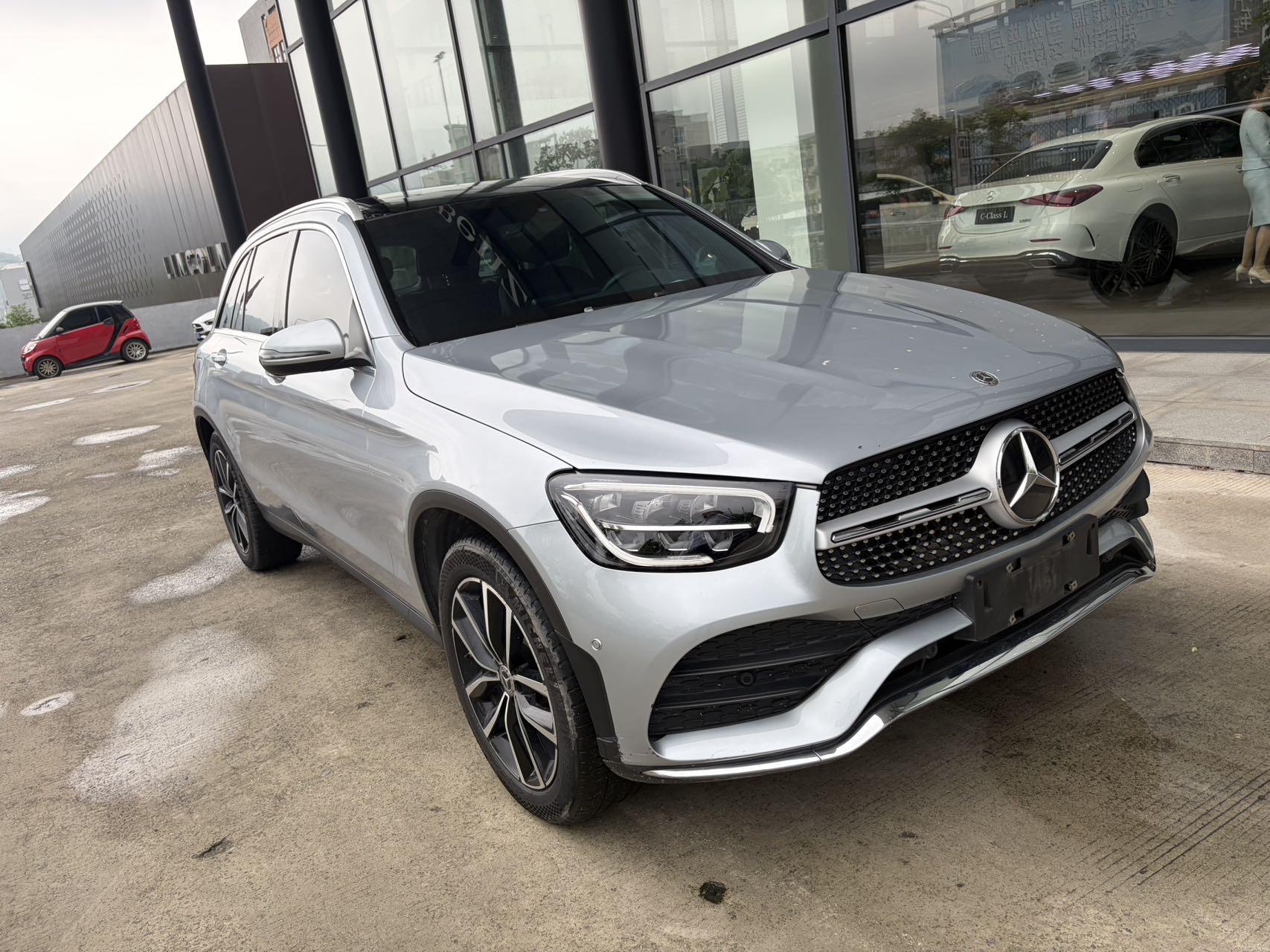 Mercedes Benz GLC 2021 GLC 260 L 4MATIC Luxury 3