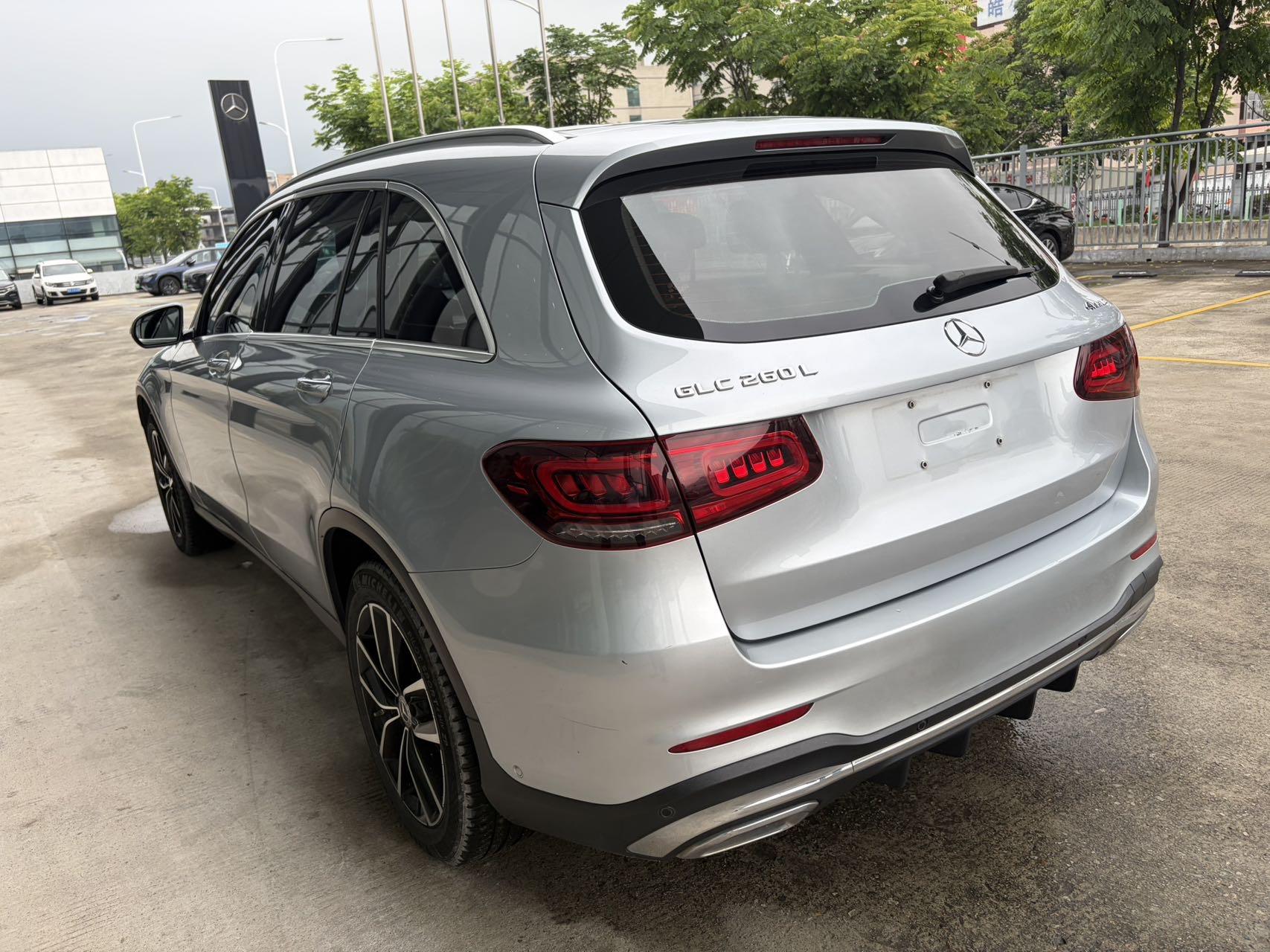 Mercedes Benz GLC 2021 GLC 260 L 4MATIC Luxury 6