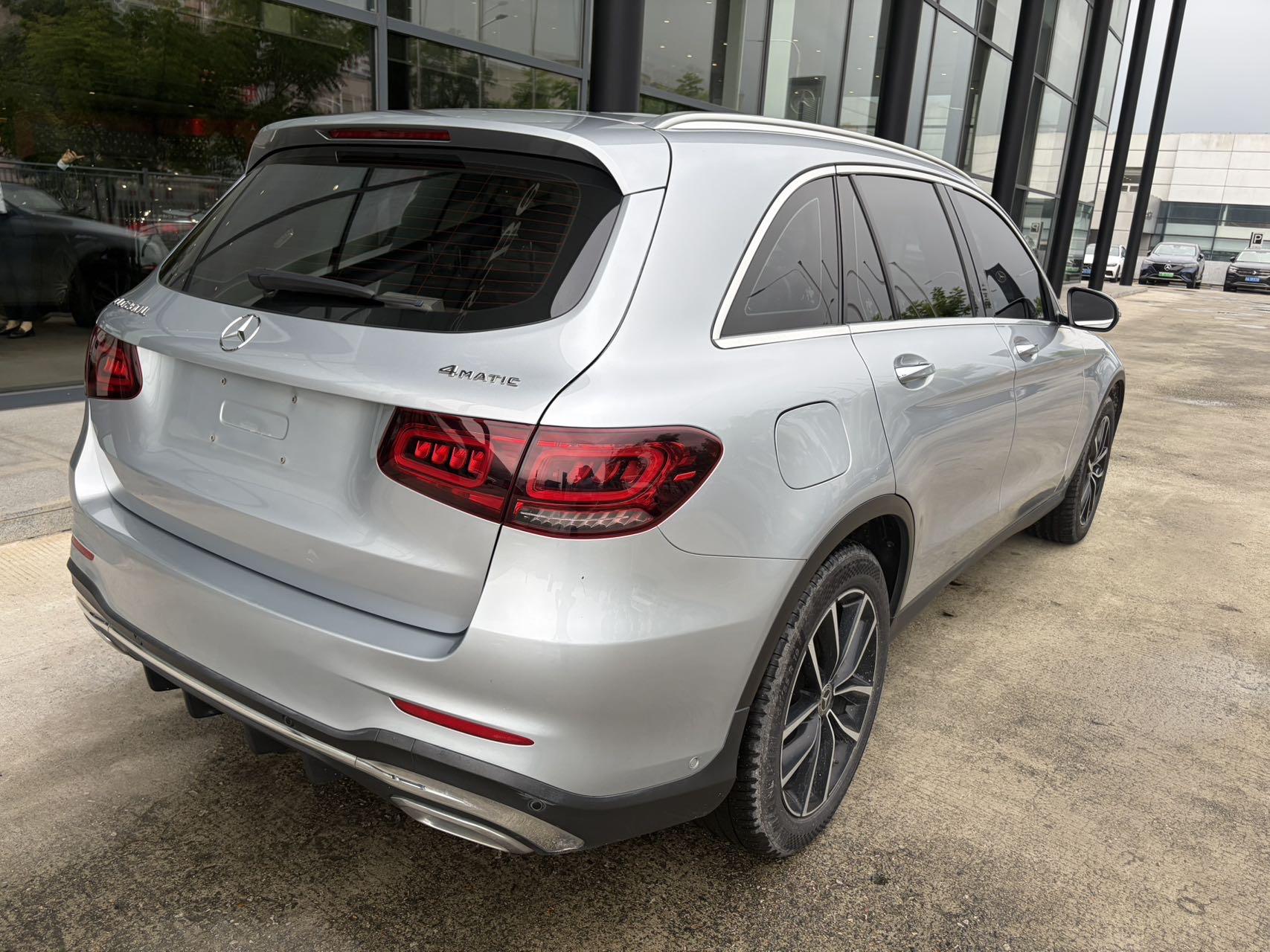 Mercedes Benz GLC 2021 GLC 260 L 4MATIC Luxury 7