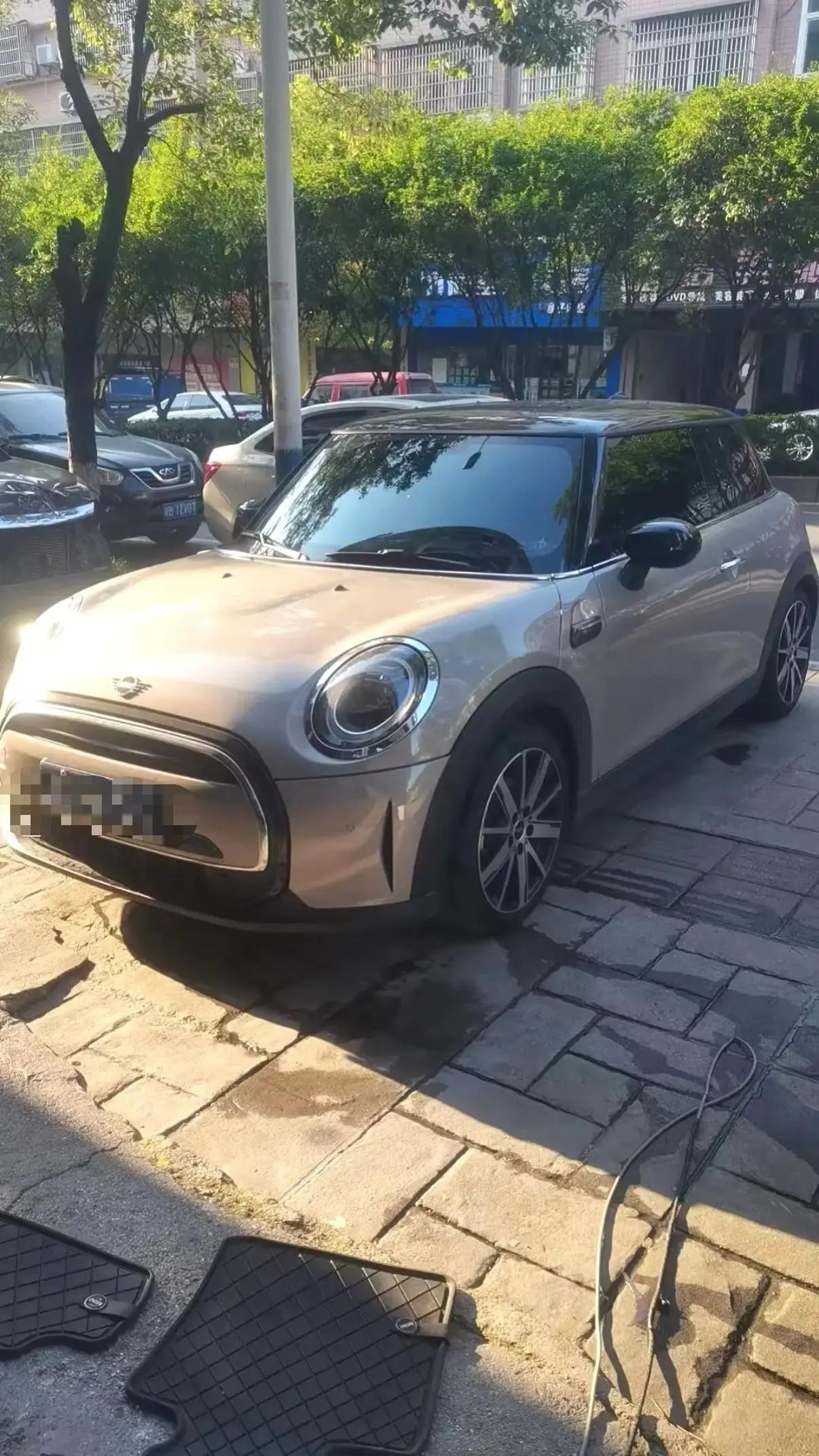 MINI Mini (Imported) 2023 Mini Cooper 1.5T Midnight Escape Special Edition Automatic