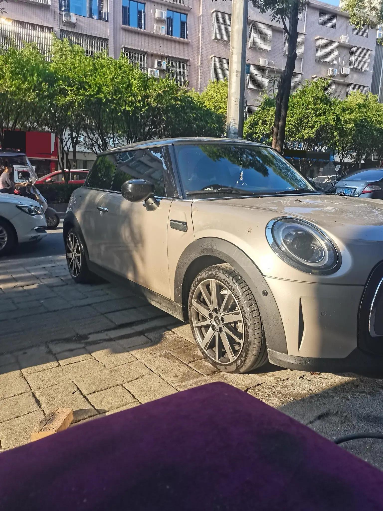 MINI Mini (Imported) 2023 Mini Cooper 1.5T Midnight Escape Special Edition Automatic 3