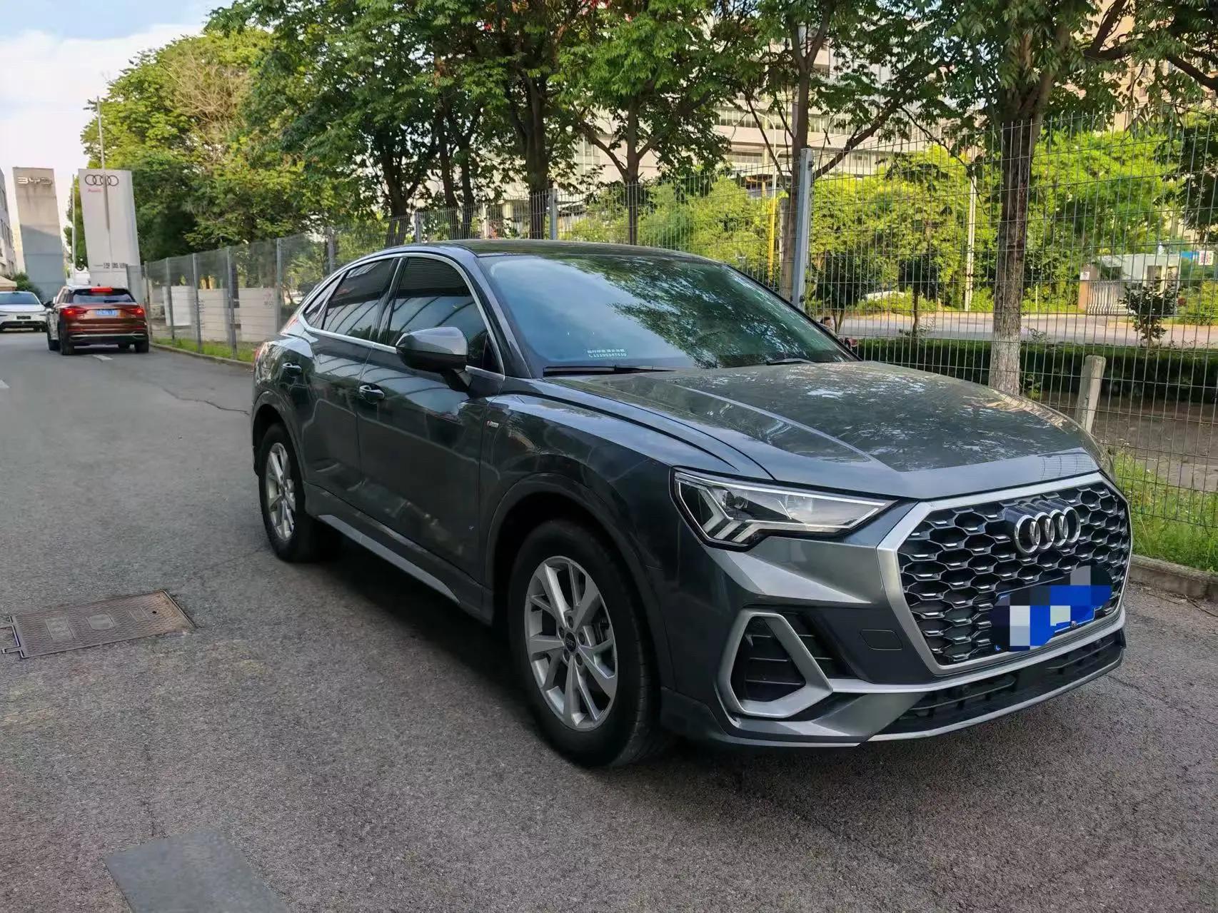 Audi Q3 2022 35 TFSI Enterprising Dynamic 2