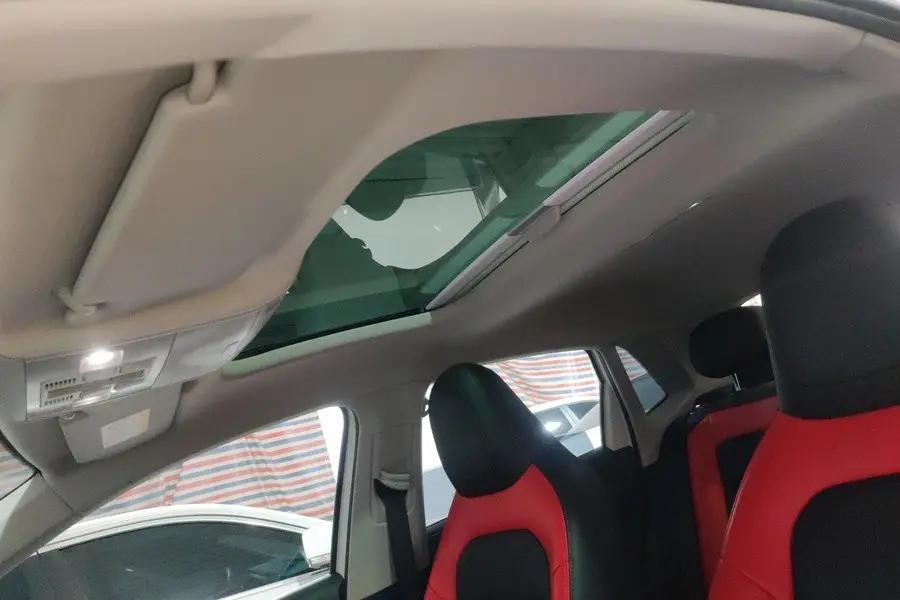 Polo 2019 Plus 1.5L Automatic Panoramic Music Edition 4