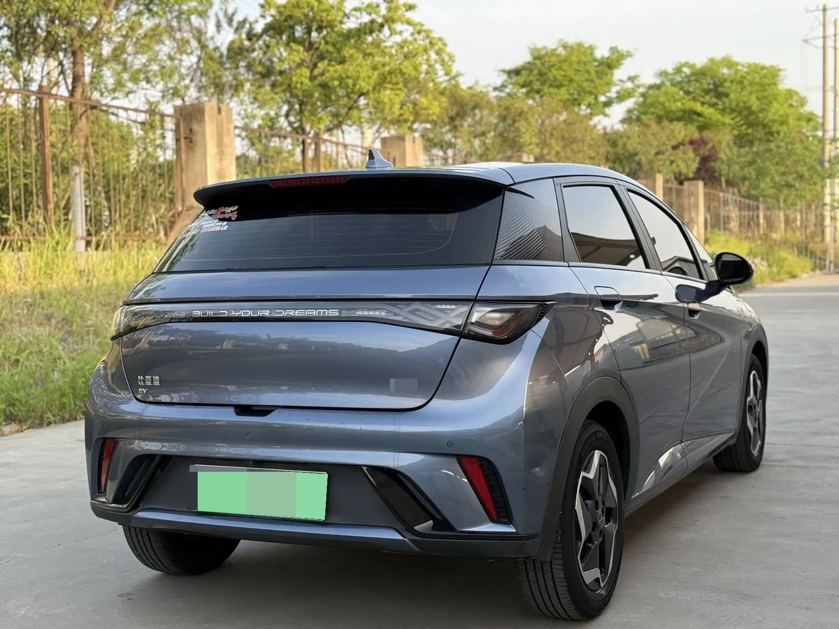 BYD 2025 Dolphin 420km Vital Edition Automatic Gear 9