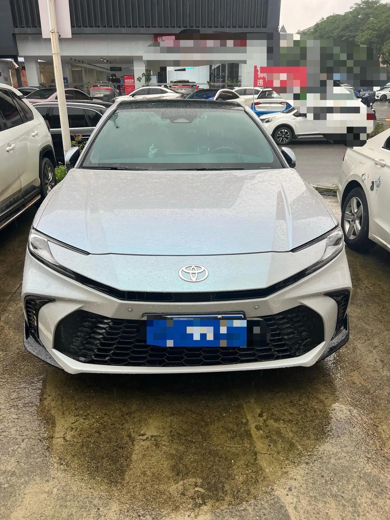 Toyota 2024 Camry Dual Engine 2.0HS Stepless Sports Edition Automatic Gear 2