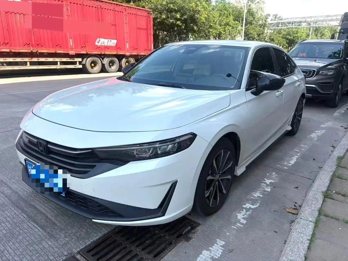 Honda 2025 model grid 1.5T stepless 240TURBO technology edition automatic gear
