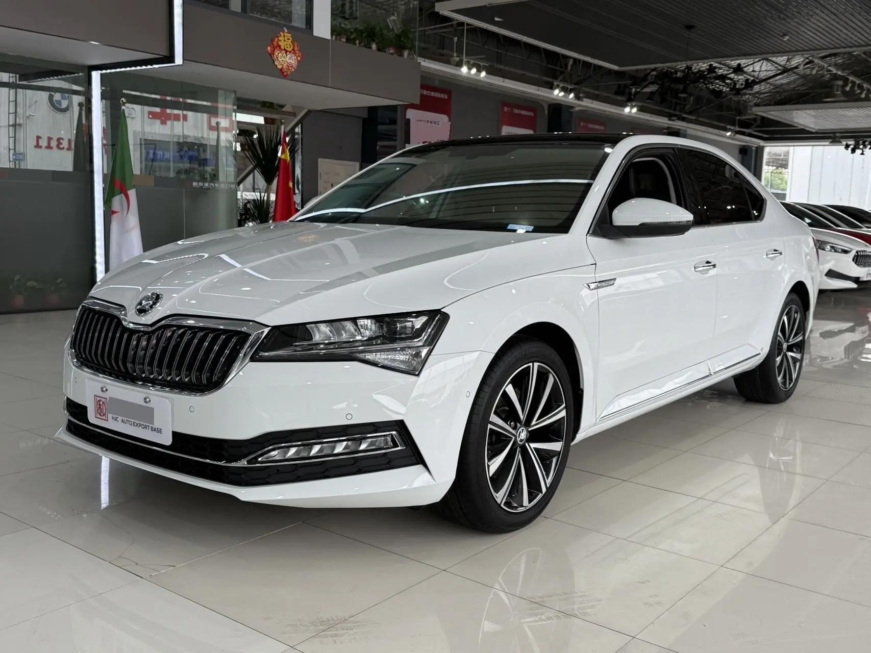 Открыть галерею: Express 2023 model change TSI280 DSG exclusive edition