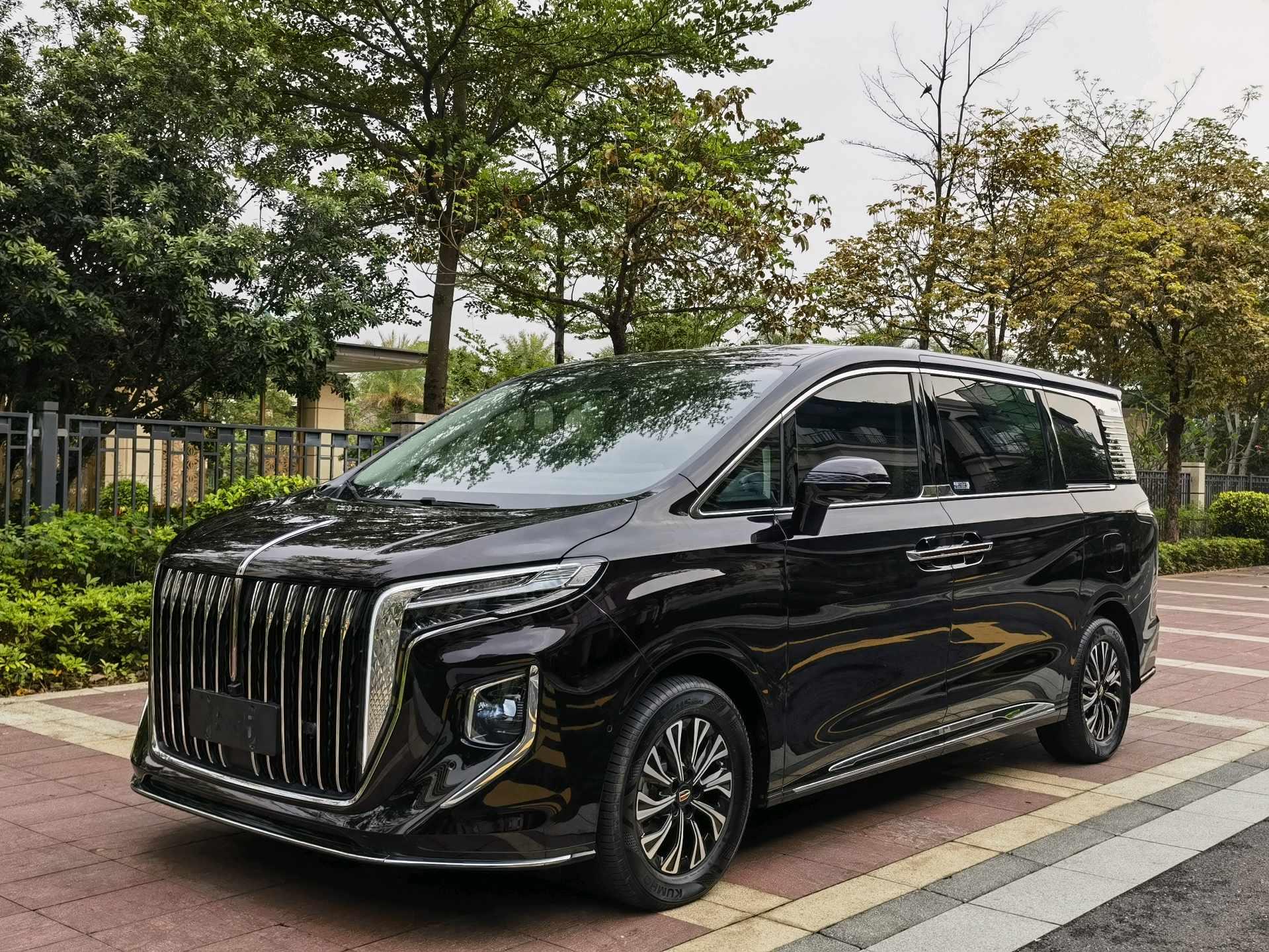 Hongqi HQ9 PHEV 2024 Model 2.0T All Wheel Drive Luxury Edition