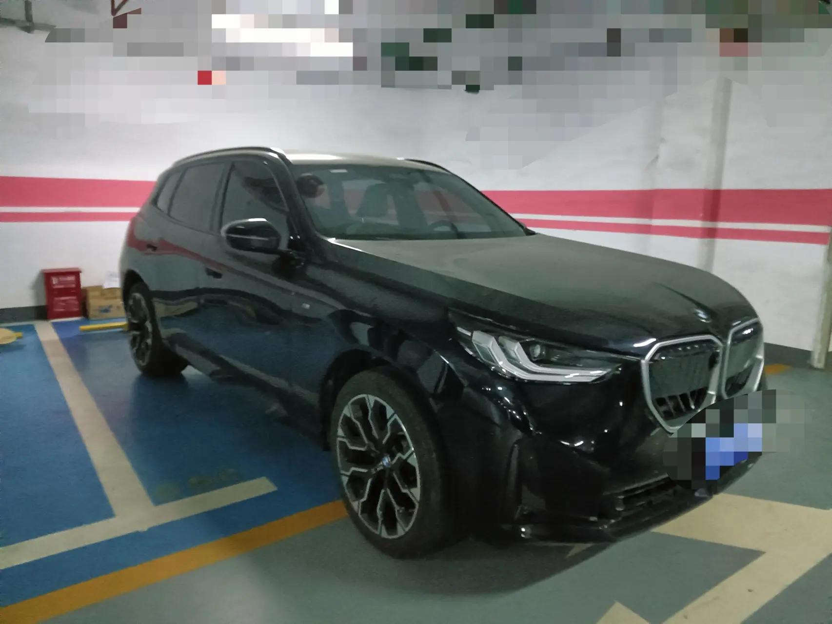 BMW 2025 X3 xDrive30L 2.0T Leading M Sports Obsidian Night Suit Automatic Gear 2