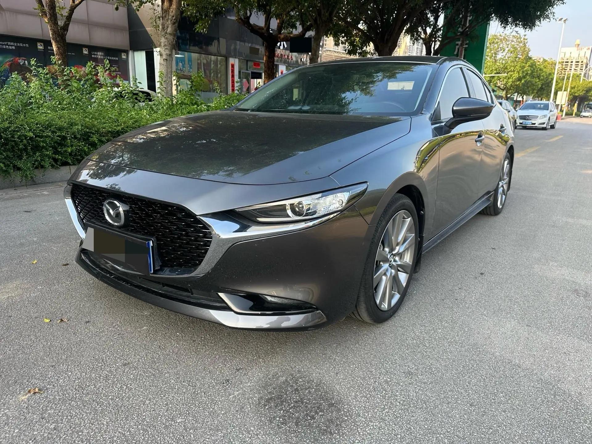 Mazda 3 Onksera 2023 2.0L Automatic Quality Glamour Edition