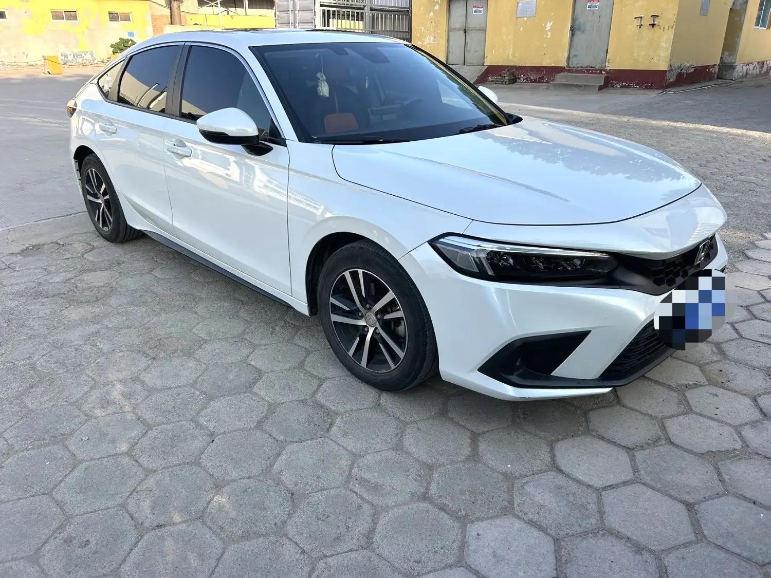 Honda 2023 Civic Hatchback 1.5T CVT 240TURBO Extreme Edition Automatic 3