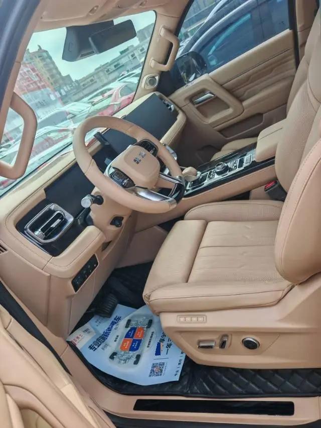 Beijing 2024 BJ60 Thunder Magic Nuclear Power Drive Advanced Edition 5-seat Automatic Gear 5