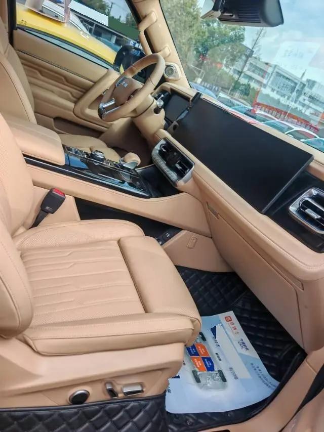 Beijing 2024 BJ60 Thunder Magic Nuclear Power Drive Advanced Edition 5-seat Automatic Gear 7