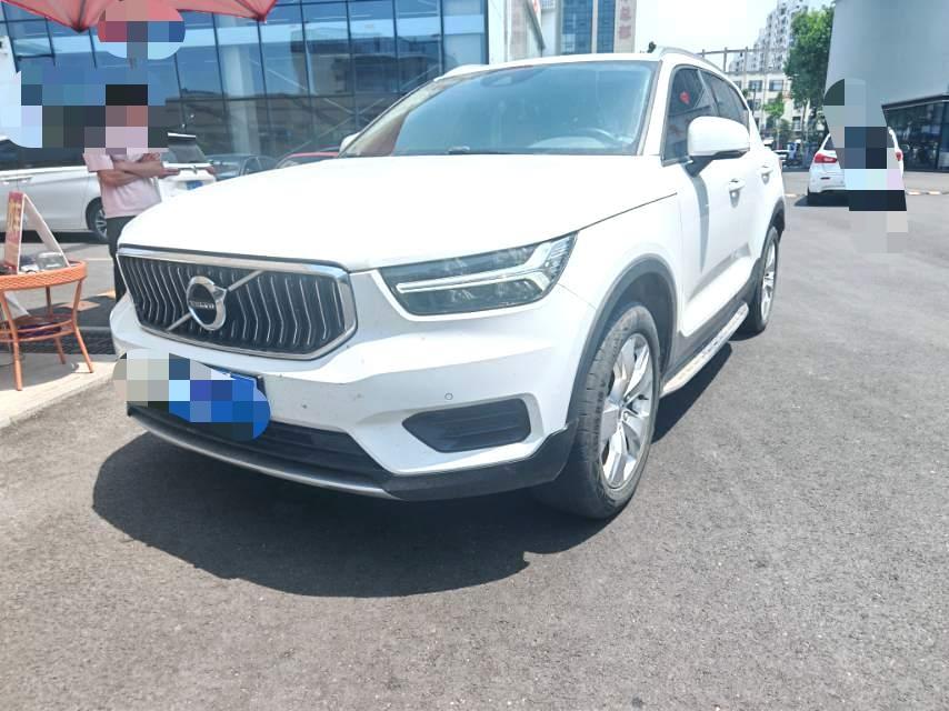 Volvo XC40 2022 T4 4-wheel drive smart fashion version