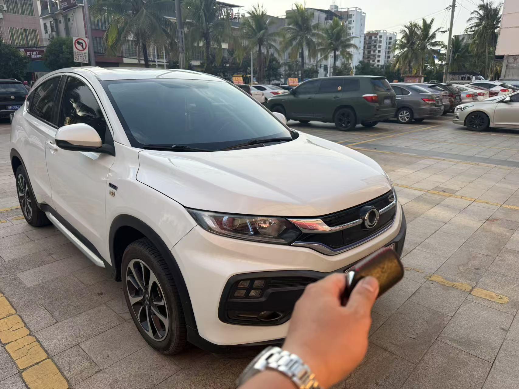 Dongfeng Honda X-NV 2020 Fengchi Edition 2