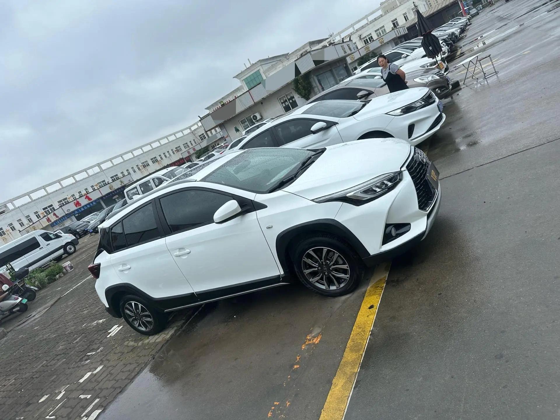 YARiS L to dazzle 2022 to dazzle X 1.5L CVT Premium Edition 4