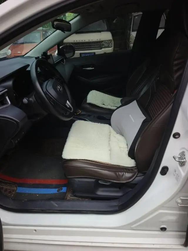 Toyota 2023 Lei Ling Shuangqing 1.8 Stepless Intelligent Electric Hybrid Leading Edition Automatic Gear 4