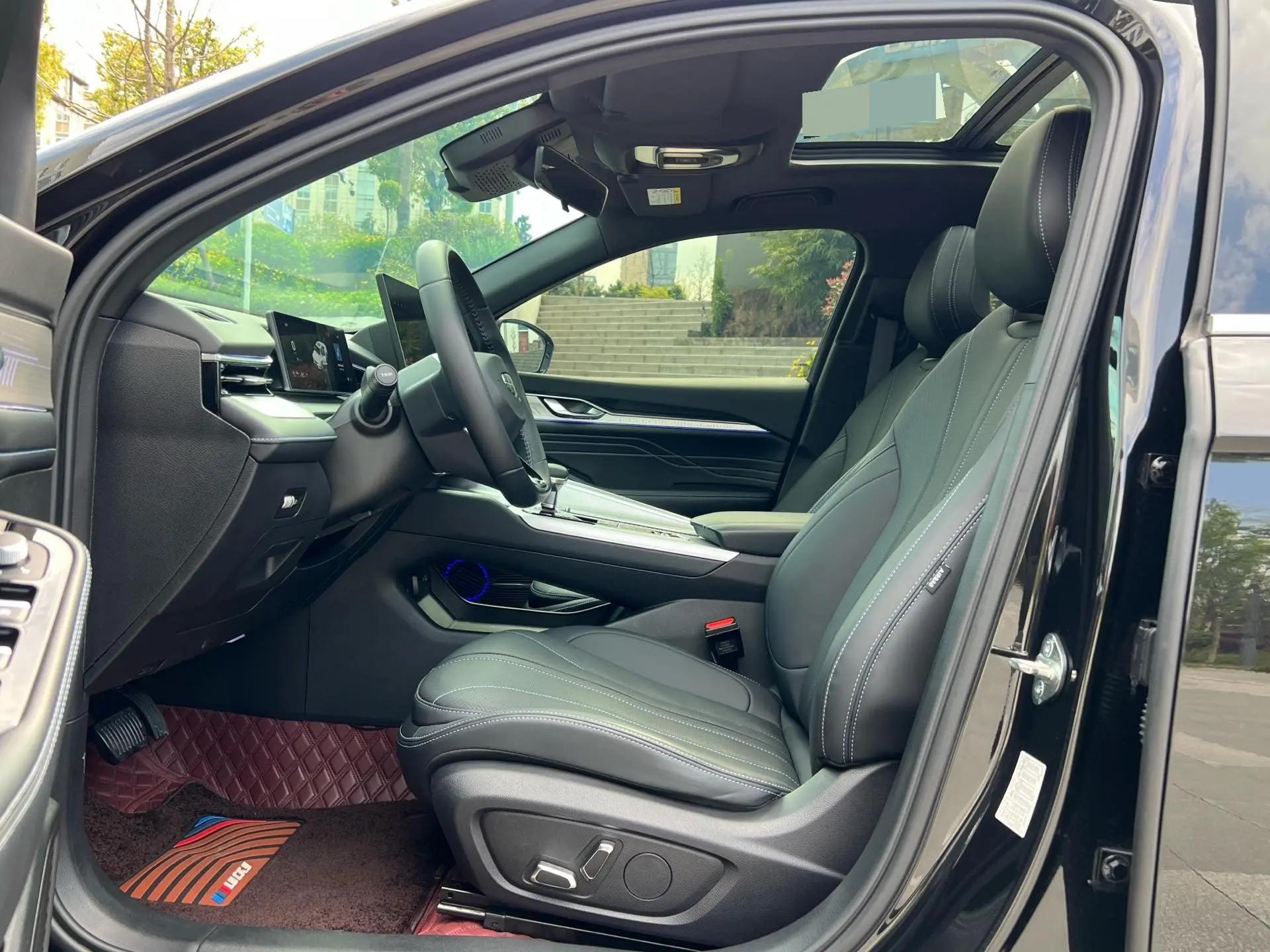 Geely 2025 Xingrui 1.5TD Oriental Yao Kunlun Edition Automatic 6
