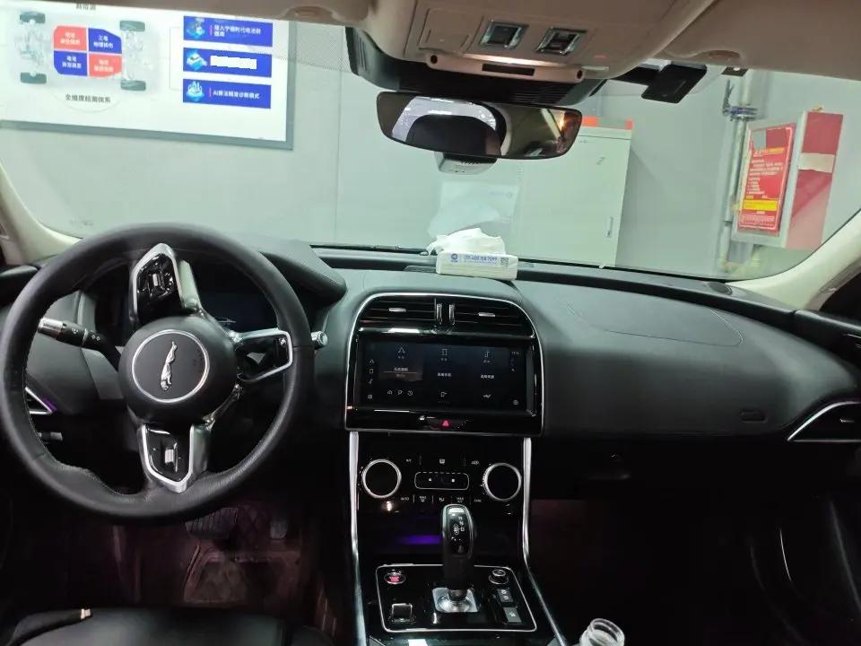 Jaguar XEL 2021 2.0T 250PS S Enterprising and Elegant Edition 2