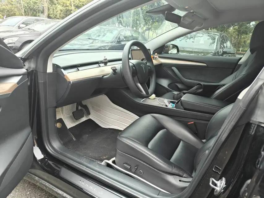 Model 3 2022 rear-wheel drive version 3