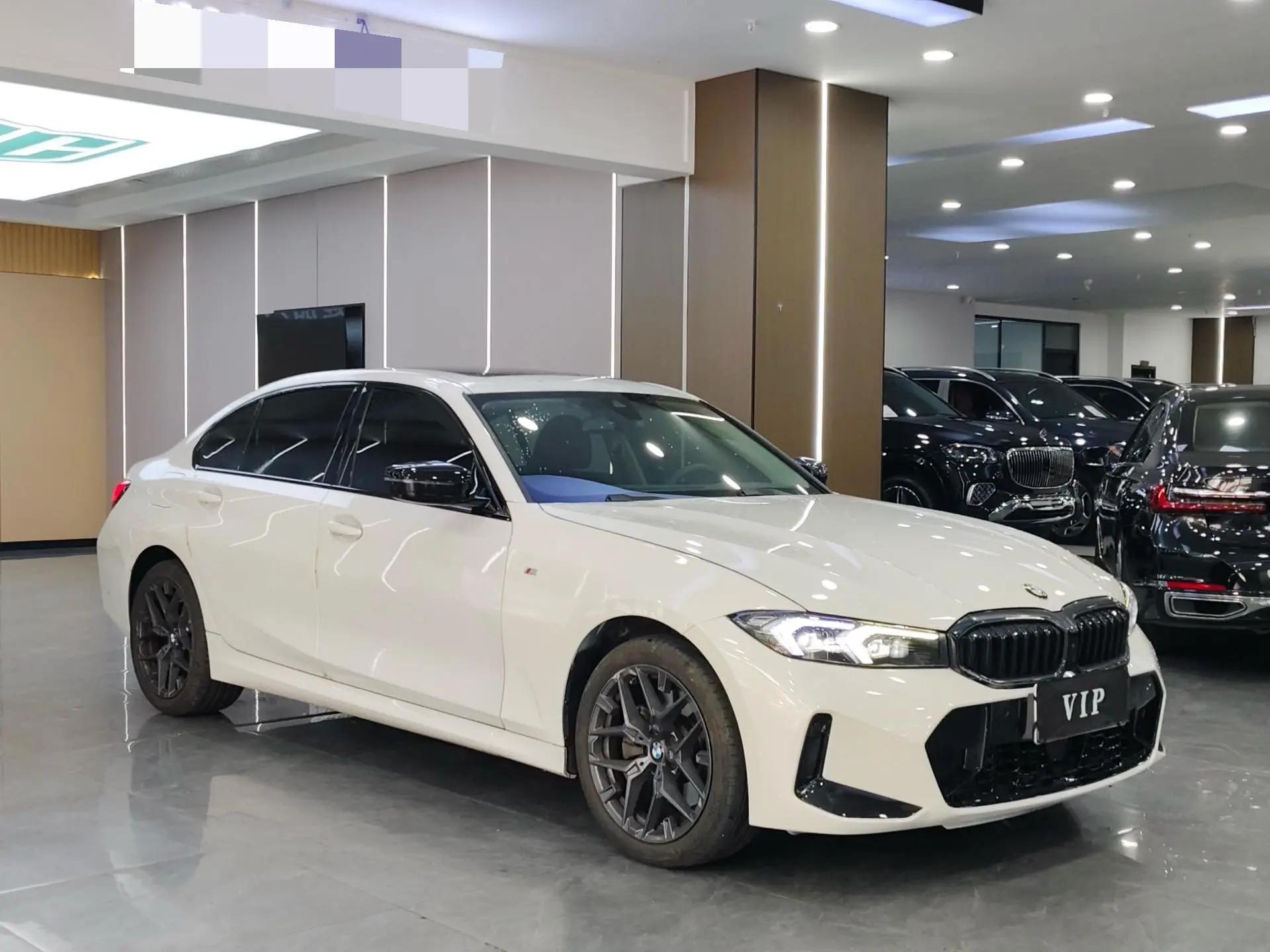 BMW 3 Series 2025 Model 330Li 2.0T M Sport Night Edition Automatic 3