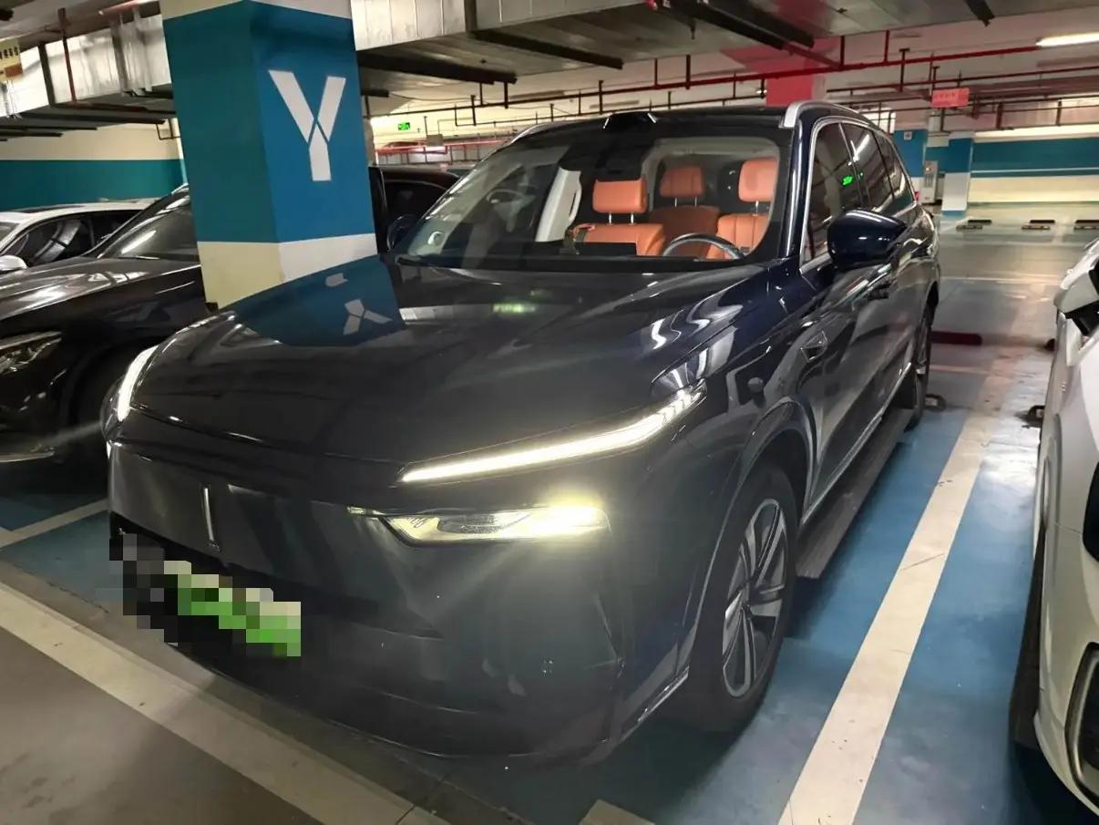 打开图片灯箱:WEY 2025 Lanshan DHT 1.5T Four-Wheel Drive Intelligent Driving Max Automatic